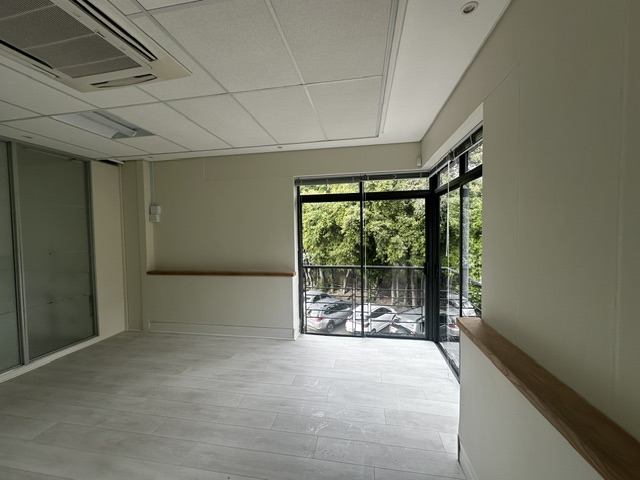 To Let Commercial Property for Rent in Newlands Western Cape